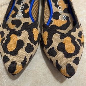 Rothy’s cheetah print shors